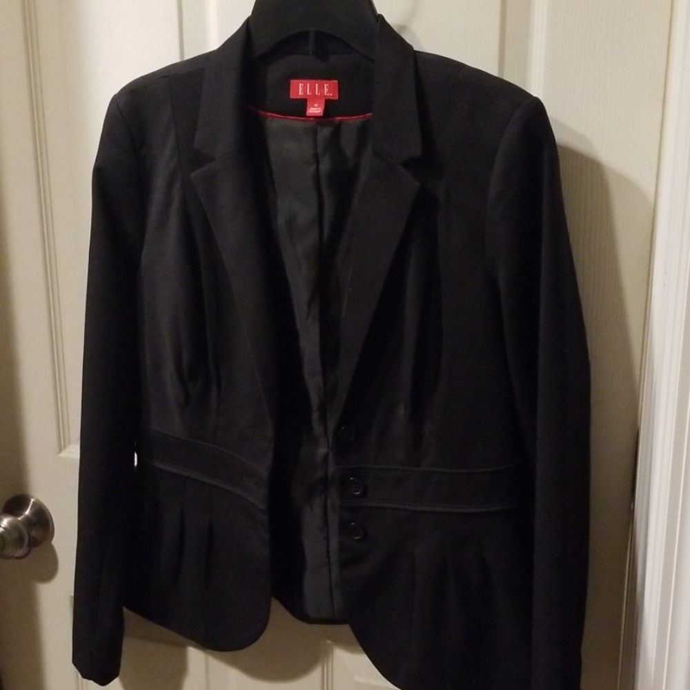 Elle fitted blazer